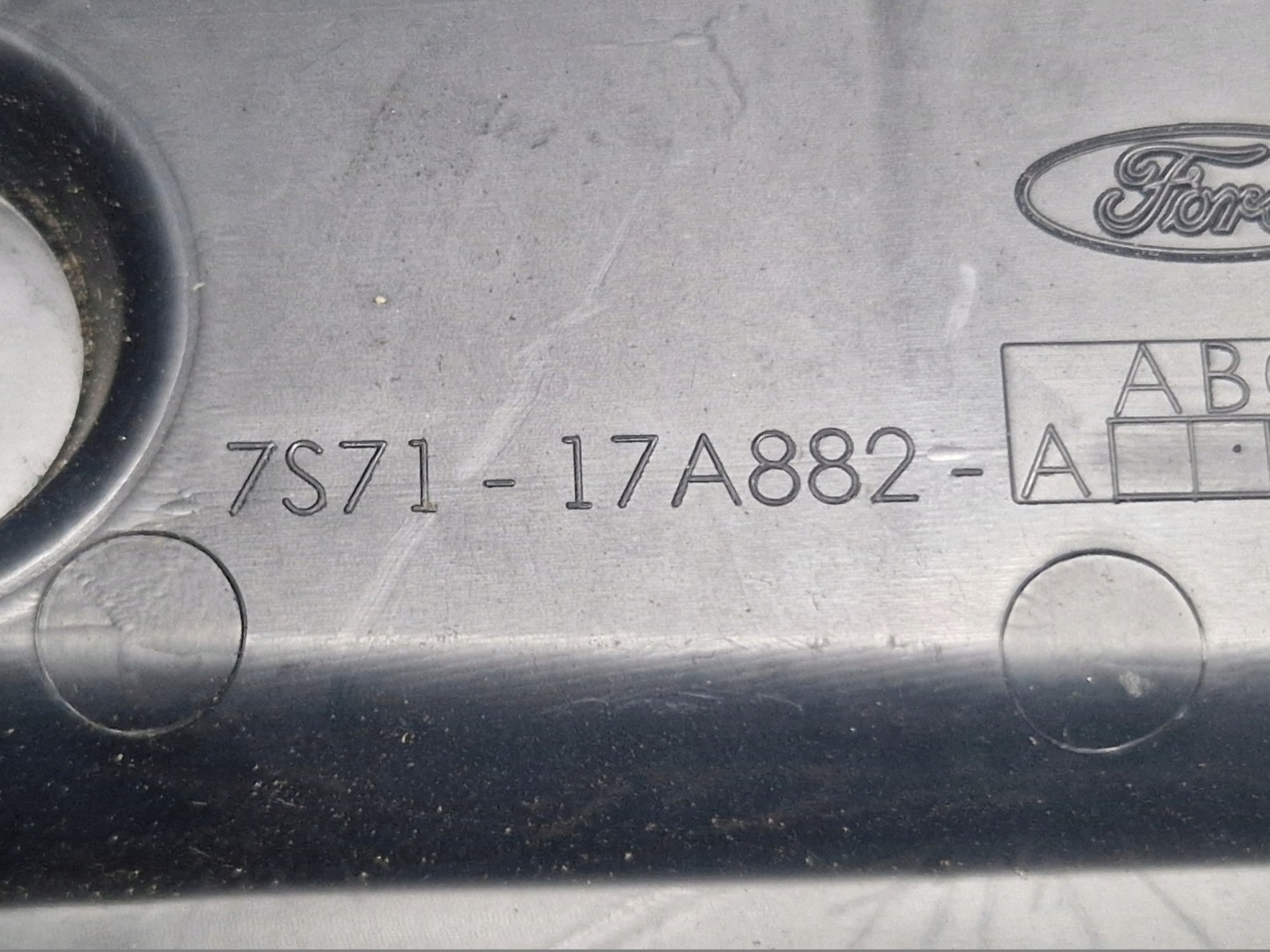 FORD MONDEO MK4 Berline Support plaque BLENDY Gauche 7S71-17A882-A
