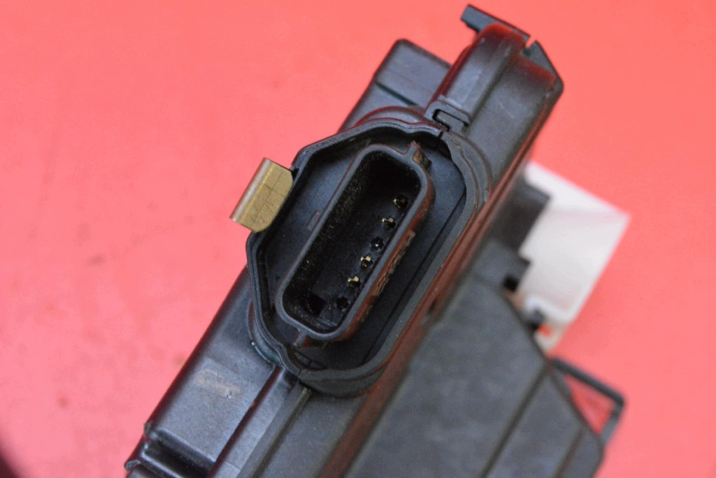 lock door left front front EU 805033000R RENAULT CLIO 4 IV LIFT 12-20