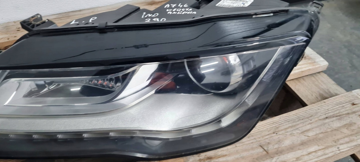 A7 4G S7 light XENON left left front ANGLIK 4G8941005D