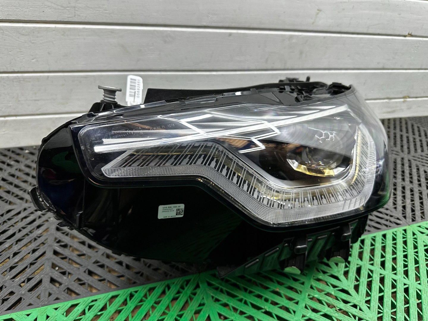 Licht vorne BMW 2 G42 5A320F3