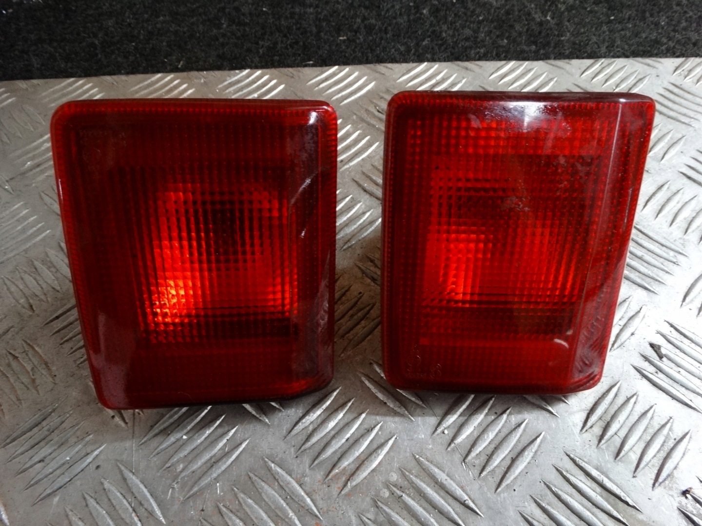 light PRZECIWMGI. PEUGEOT 407 boot door 9646507480