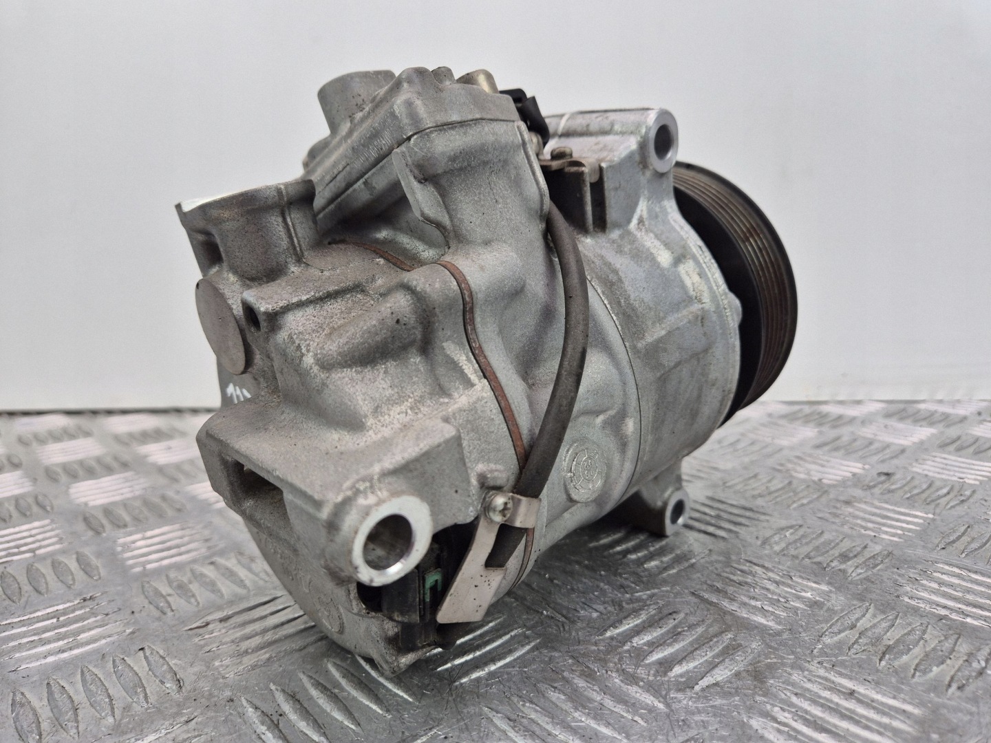 Mercedes E250 W213 Klimakompressor klimaanlage A0008304400