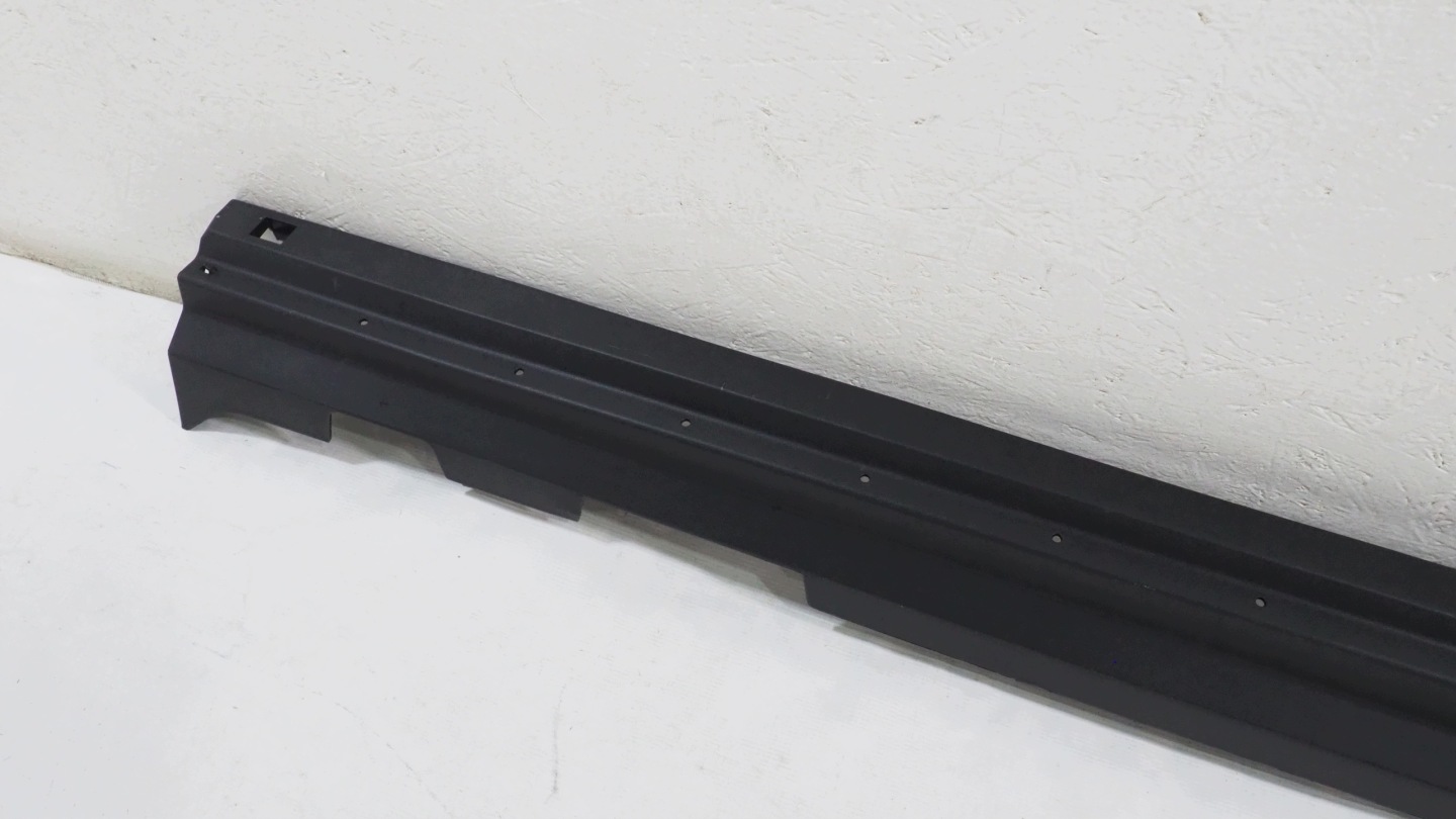 Volvo XC40 moulding threshold right 31448224