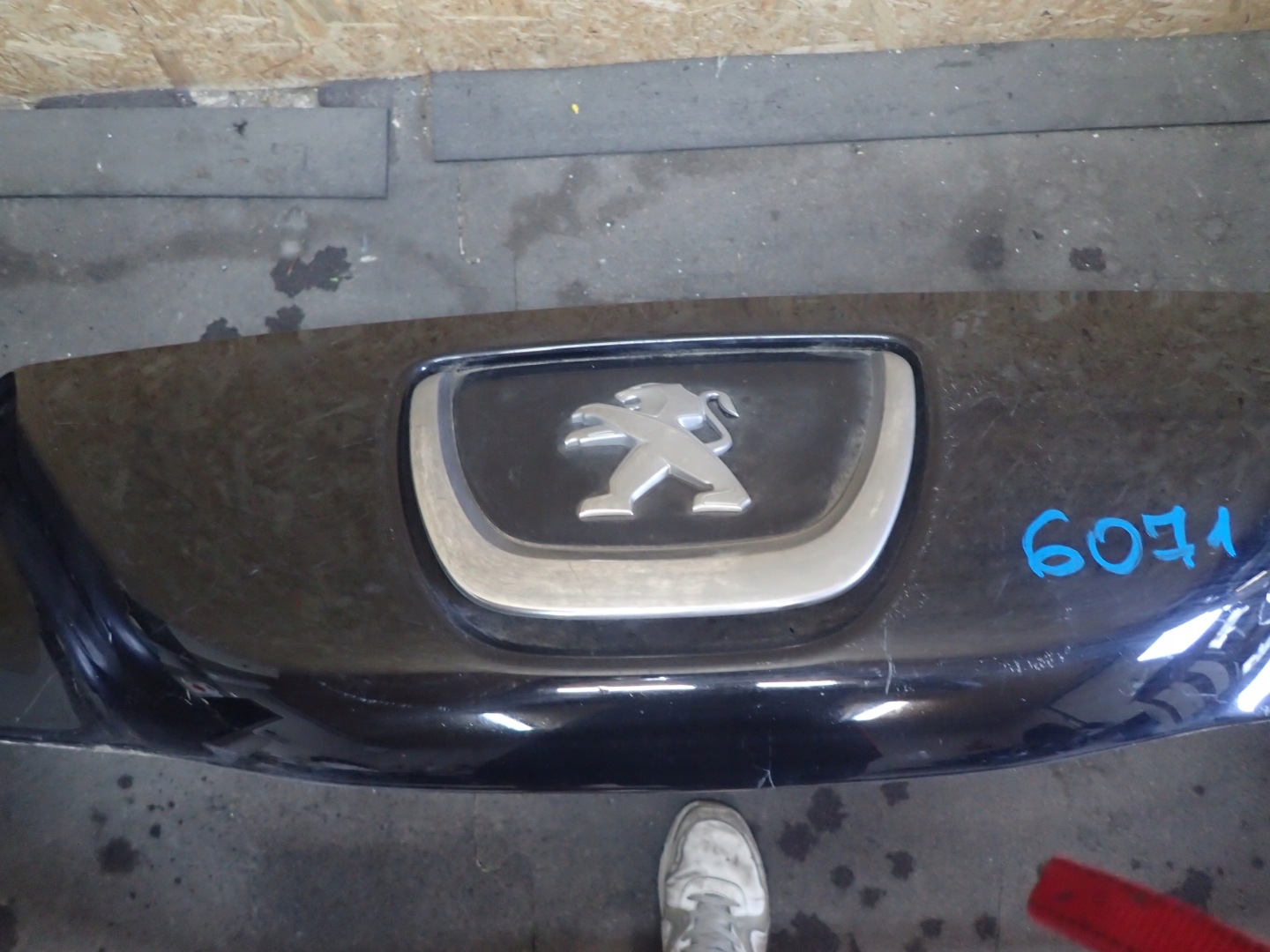 nárazník předek PEUGEOT RCZ