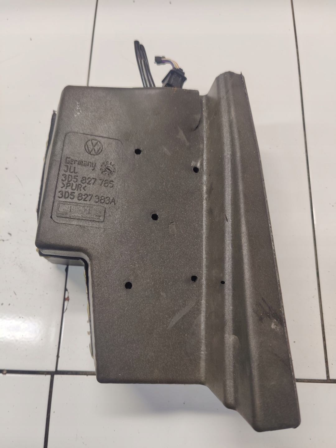 VW PHAETON pump compressor; mechanism bonnet 3D5827785