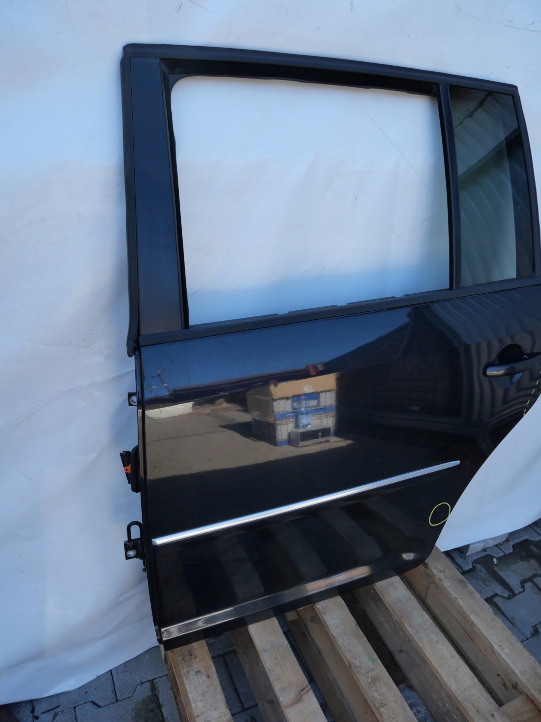 VW TOURAN rear part left door