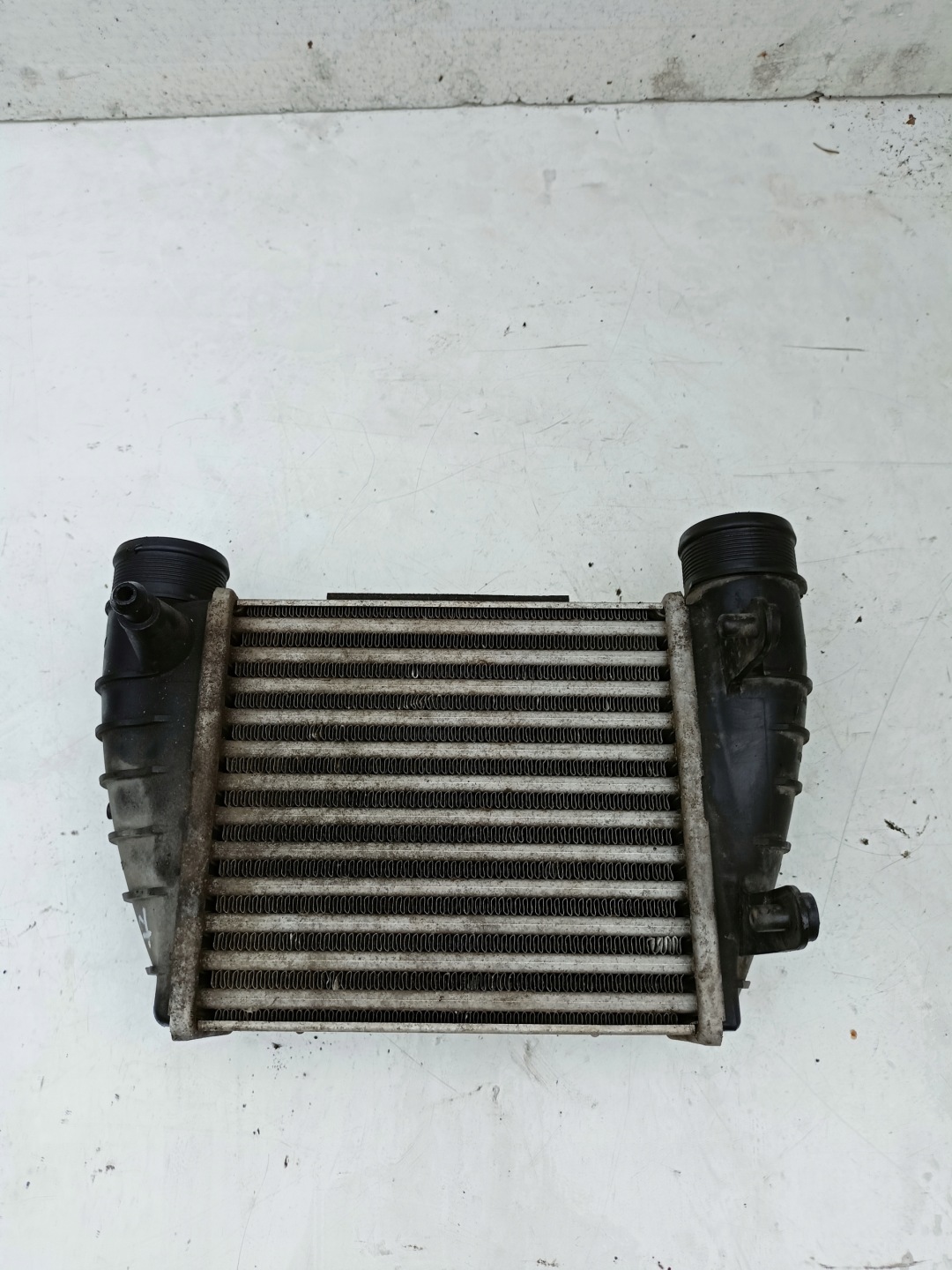 AUDI A4 B7 2.0 TDI INTERCOOLER 8E0145806Q