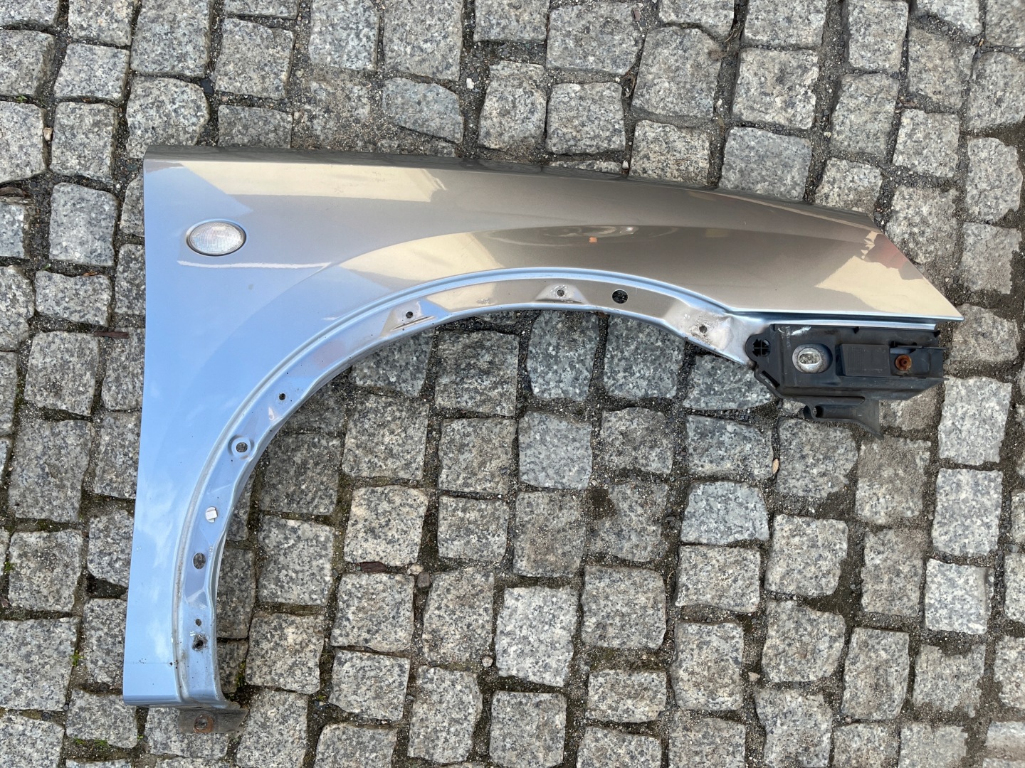 fender right front Opel Corsa C Combo C Z163