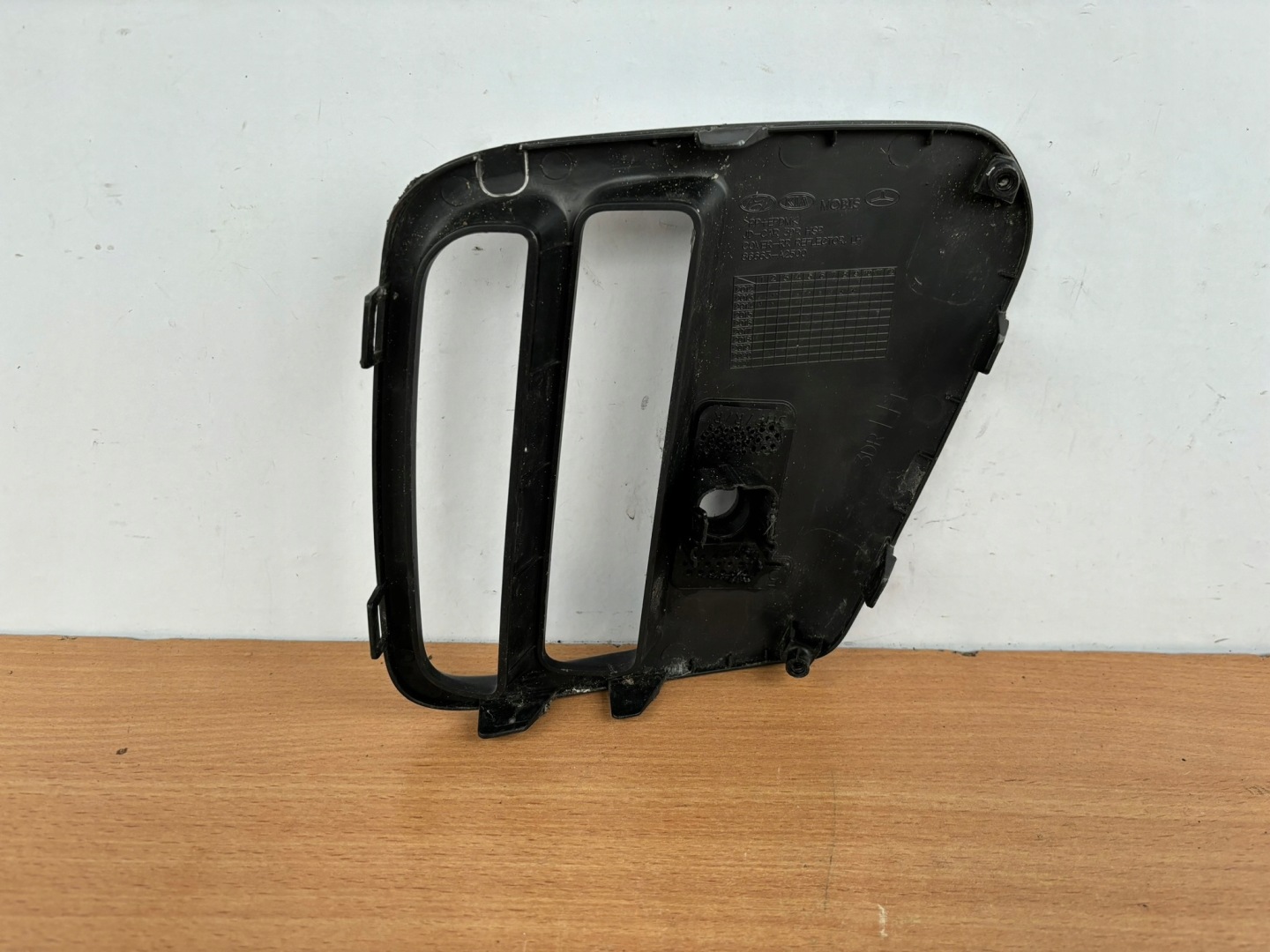 KIA PRO CEED 2 II GT 3D left grid of a bumper rear part below PDC K98/NE891