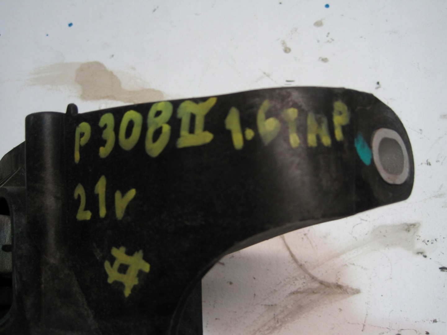 Support PEUGEOT 308 T10 9820499380