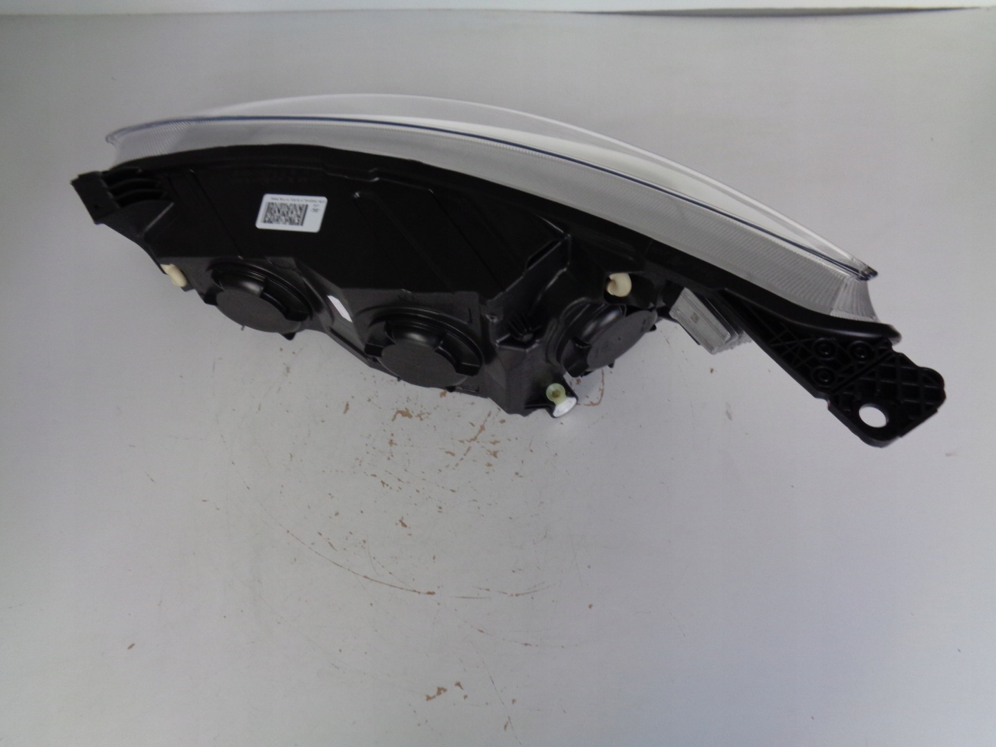 light right REFLEKTOR FORD FOCUS MK4 18- LED