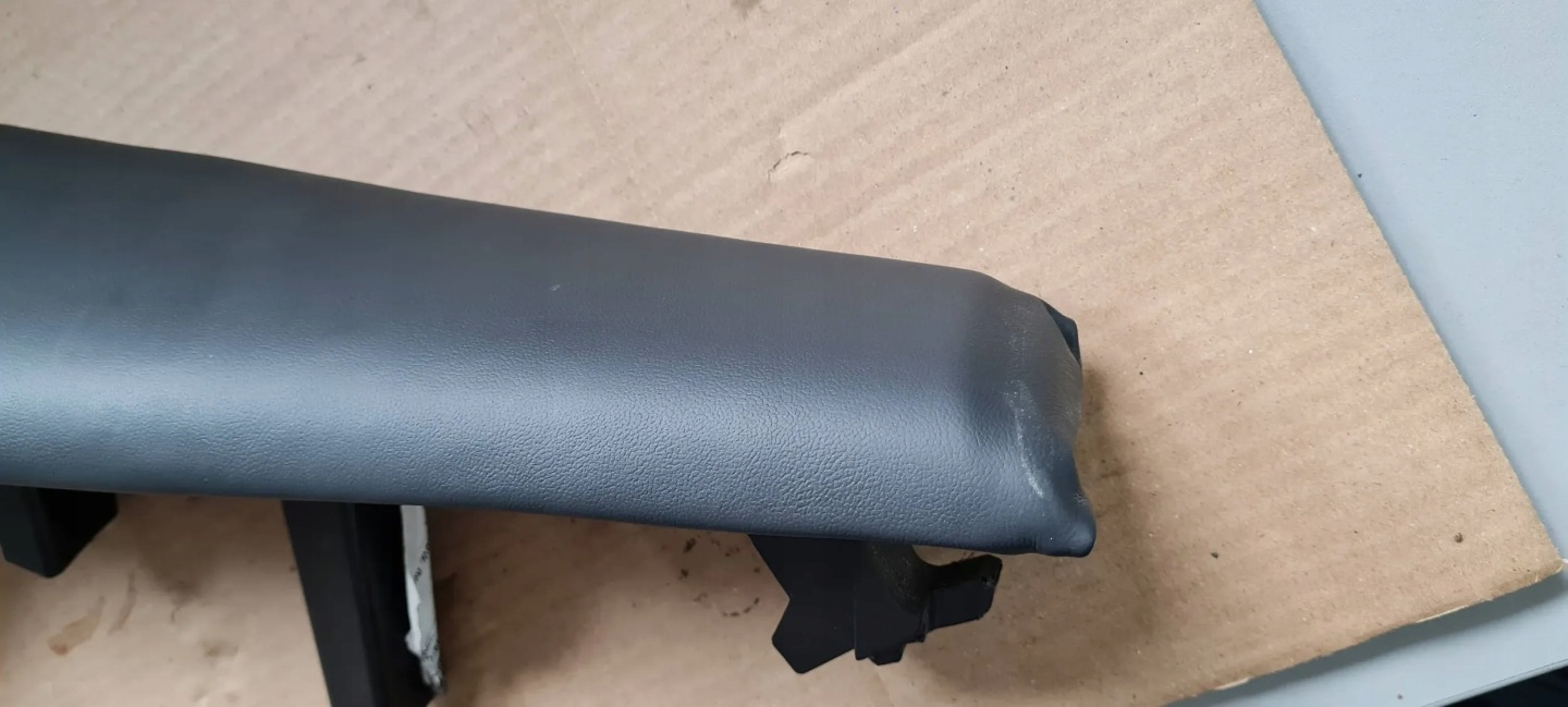 Q5 80A seite rechts heck blende abdeckung leder sitz heck SLINE 80A885704BE