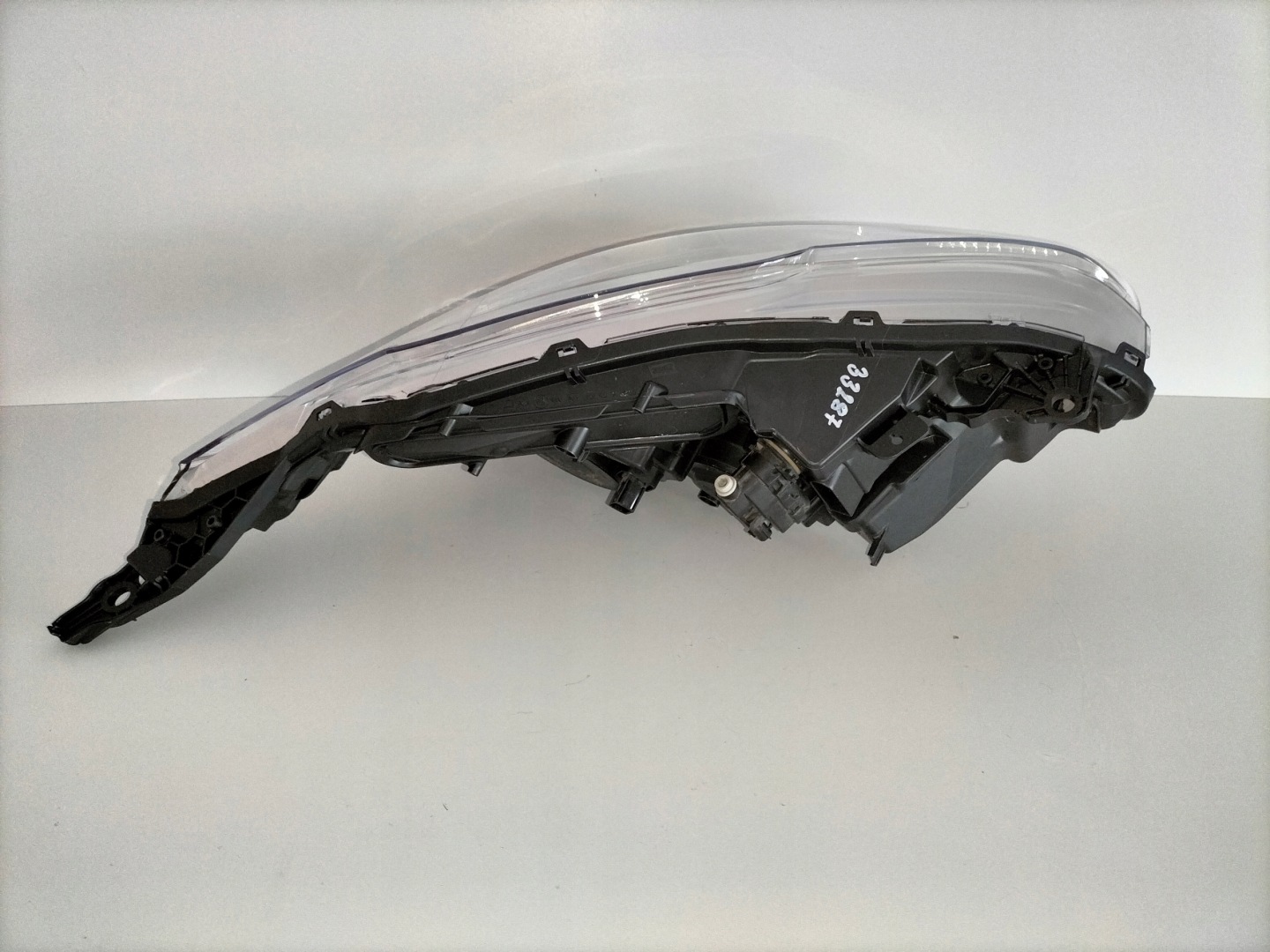 light front reflektor left PEUGEOT 208 LIFT 15-19 lens