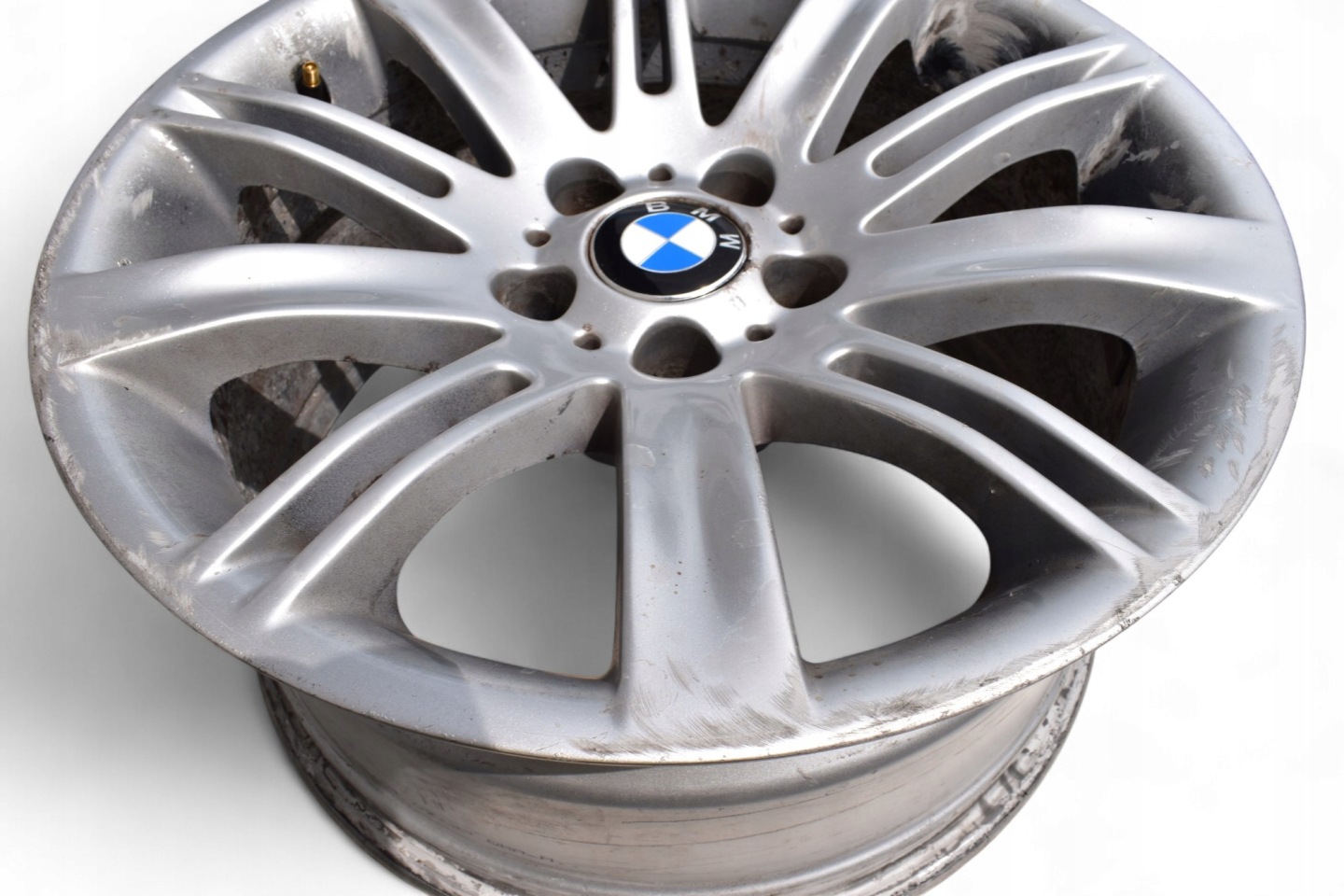 disk hliníkový BMW E60 E61 E63 9.0" x 18" ET18 5x120 6760626