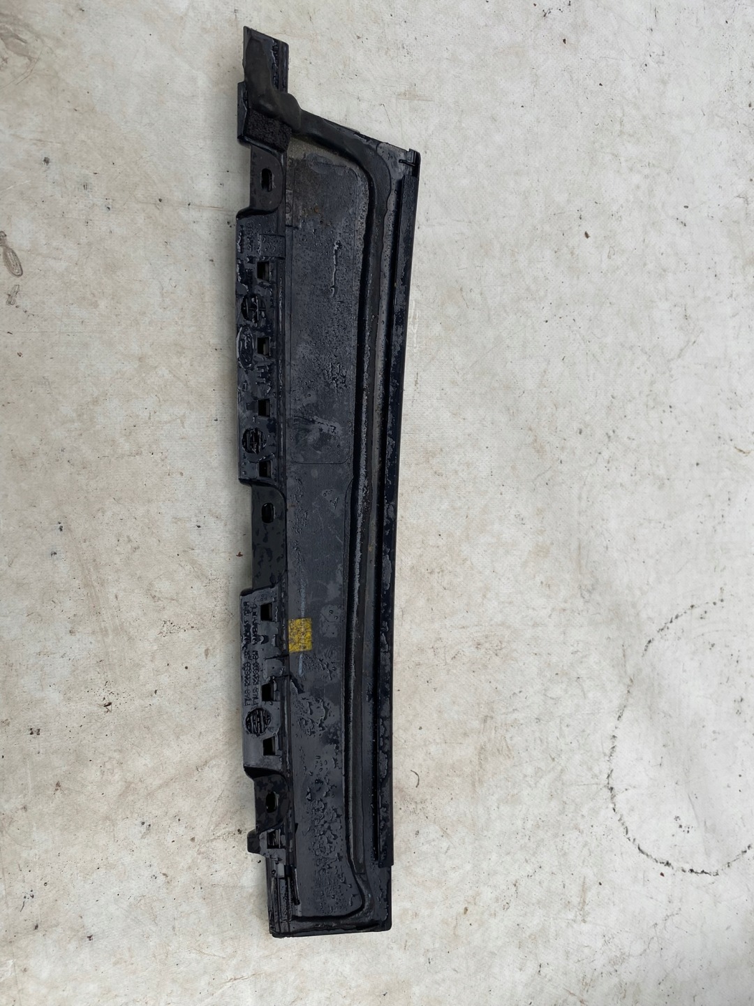 FORD EDGE II MK2 16- moulding frame door left front vertical FT4B-R20899