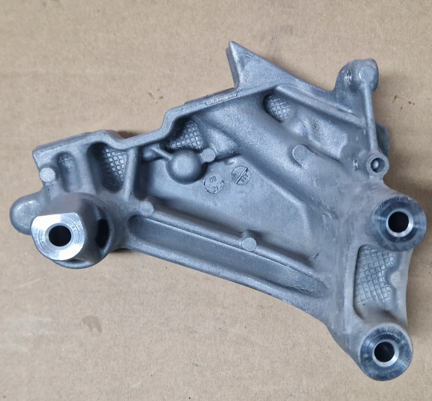 engine mount 05L199207 VW SKODA as new