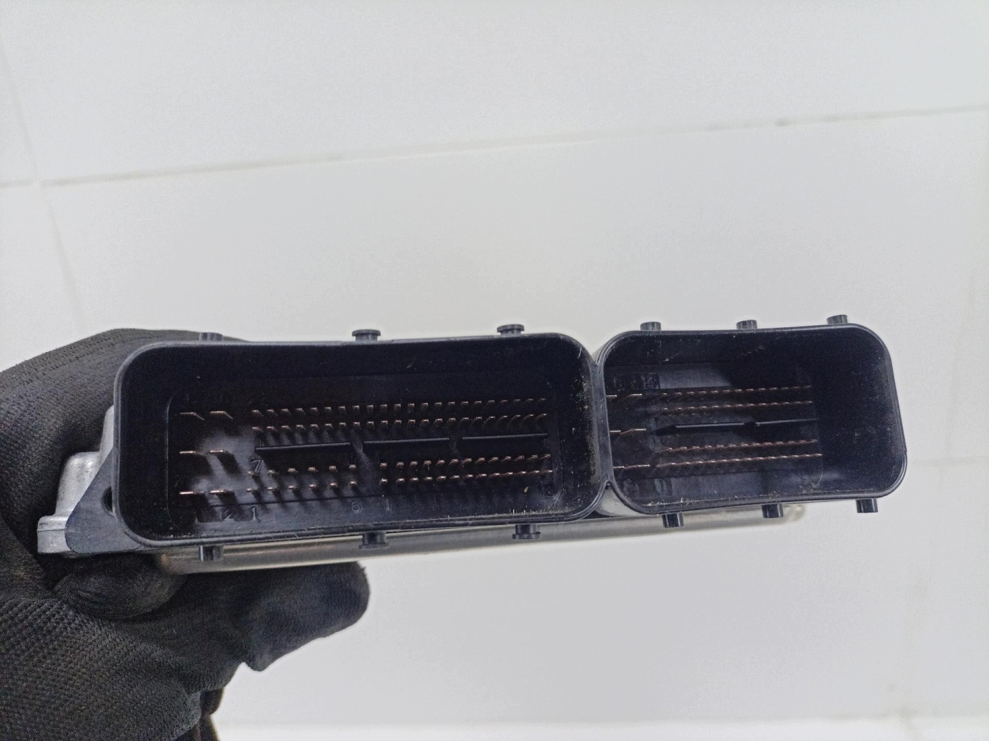 control unit of the engine BMW X1 E84 2011 7628656