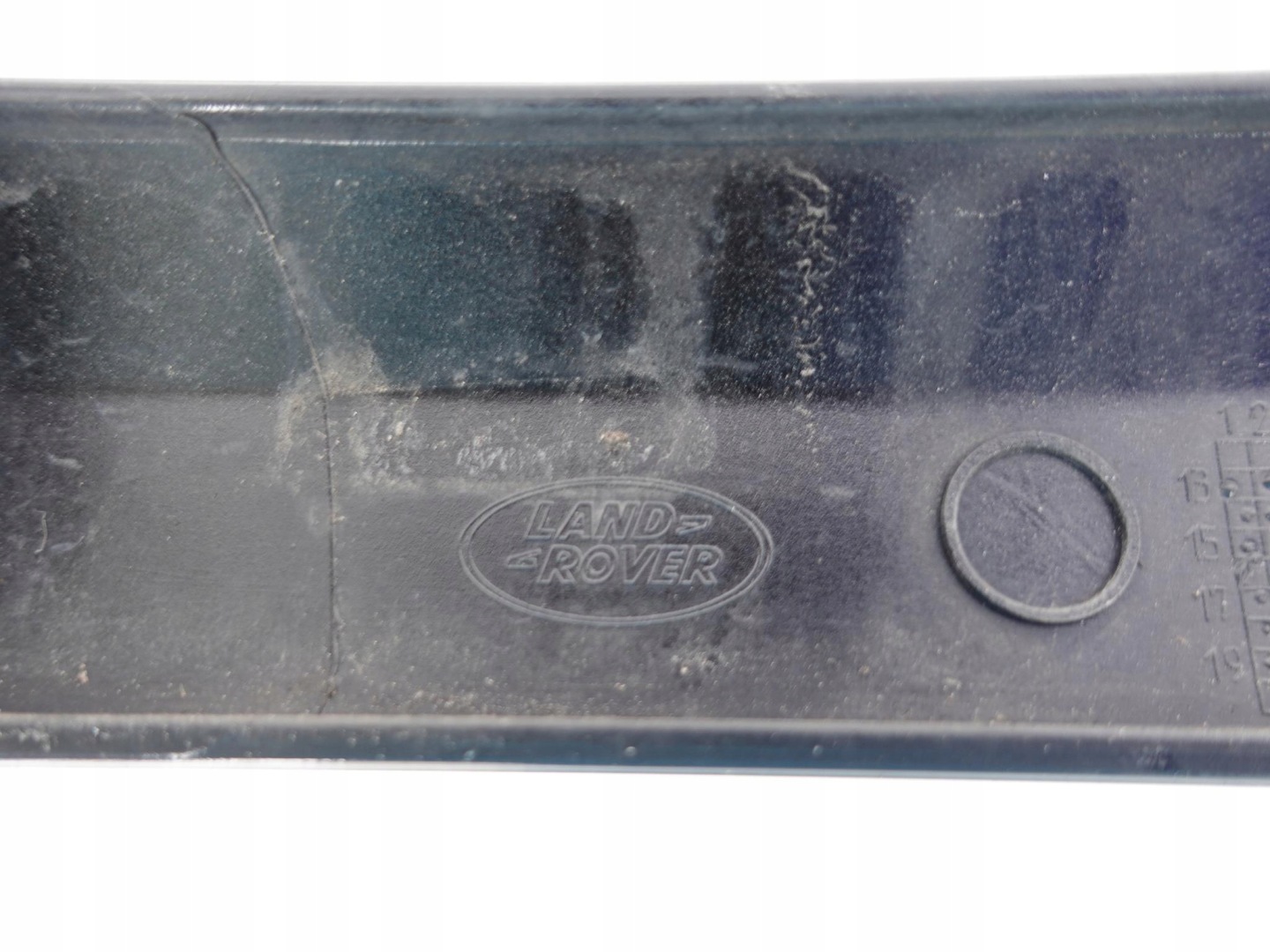 RANGE ROVER SPORT L494 13- moulding bonnet BLACK rear part