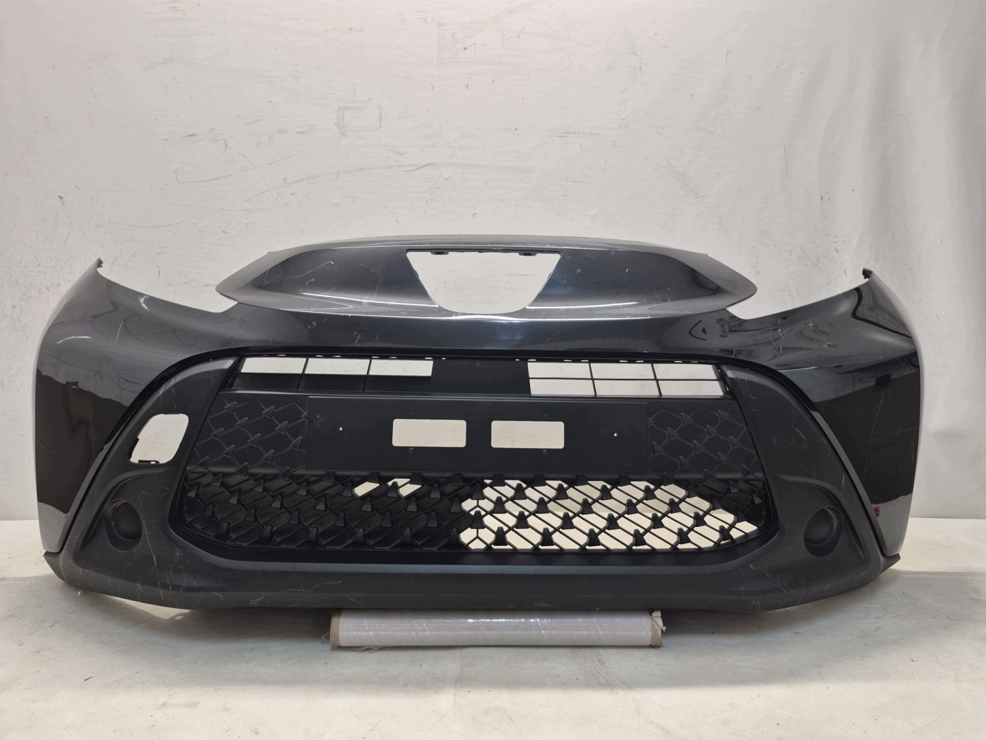 TOYOTA AYGO X 22- bumper front front 52119-OH190