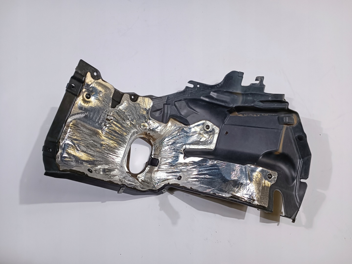 Blende Abdeckung wärmblech rechts Ford Explorer 2020