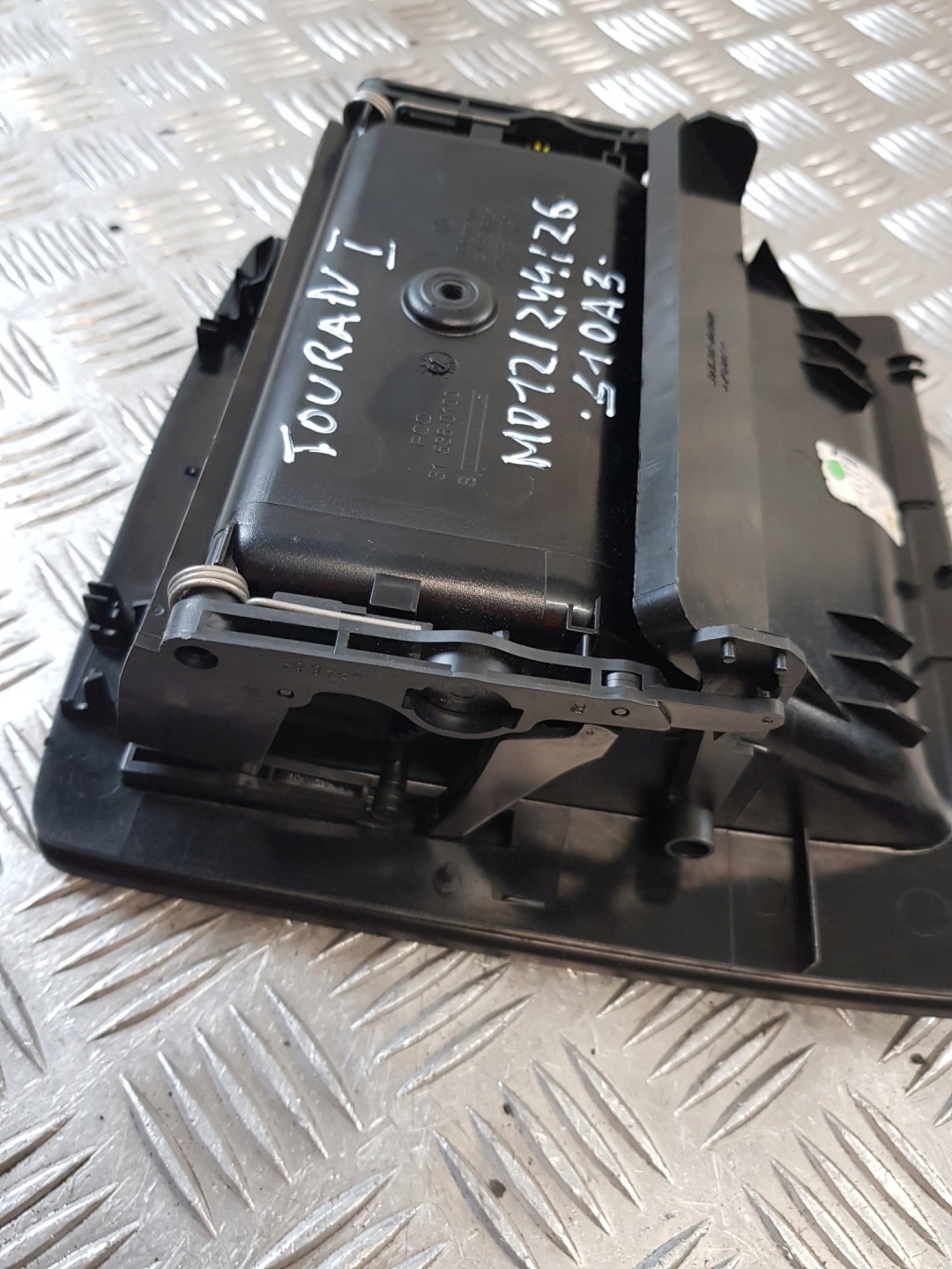 passenger compartment consoles upper 1T1857921B VW TOURAN and 04R