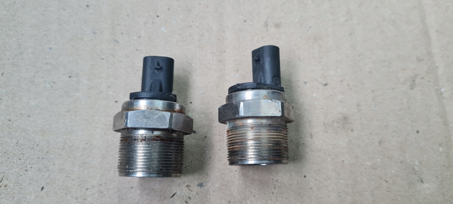 S7 4G A7 Sensor Sensor POMPY des Kraftstoffsbehälters 079127025T 4.0 TFSI S6 C7 A6
