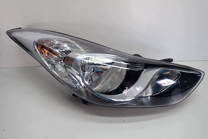 HYUNDAI ELANTRA 10-13 reflektor right light right