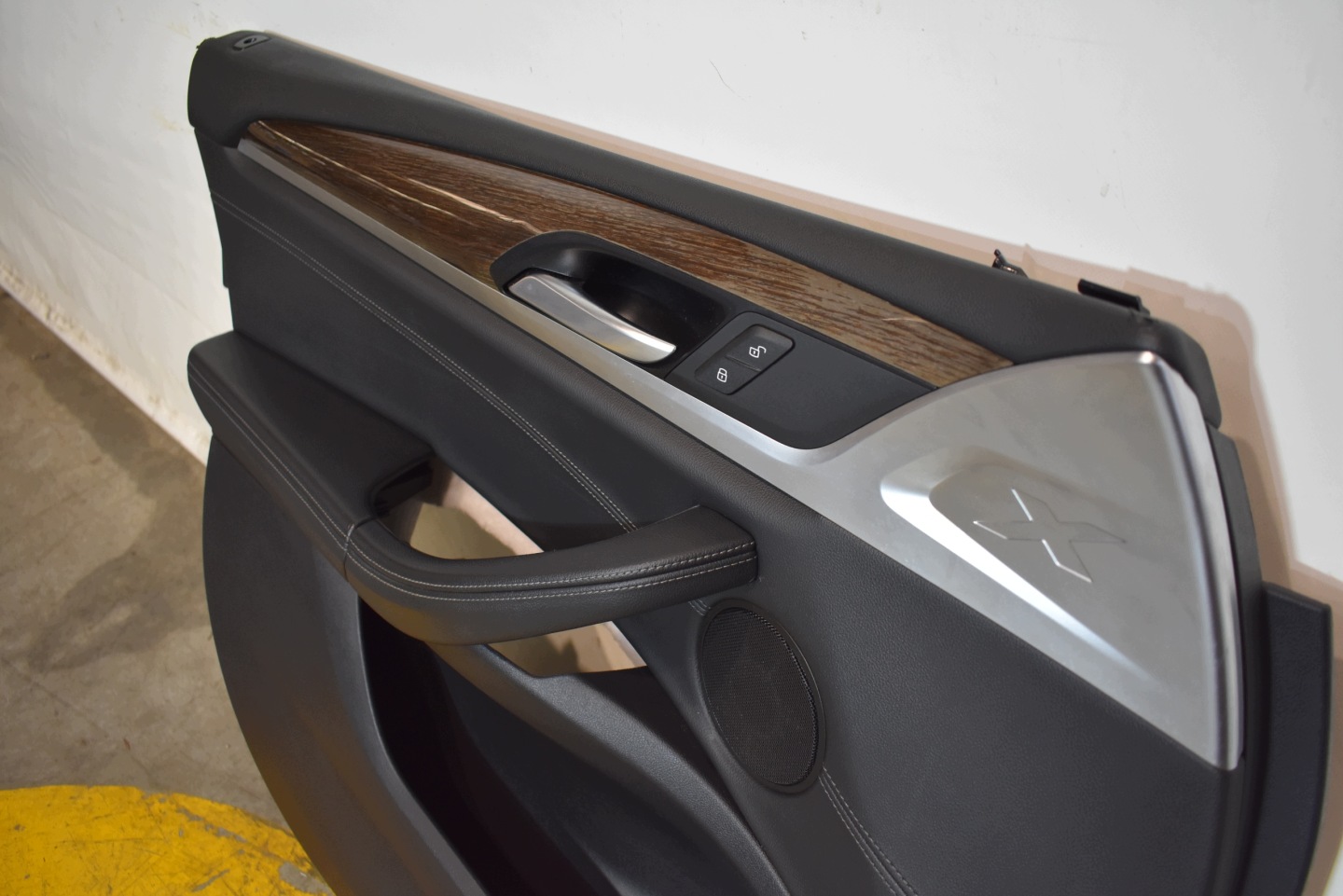 side door front front left leather BMW X3 G01 X-LINE 1
