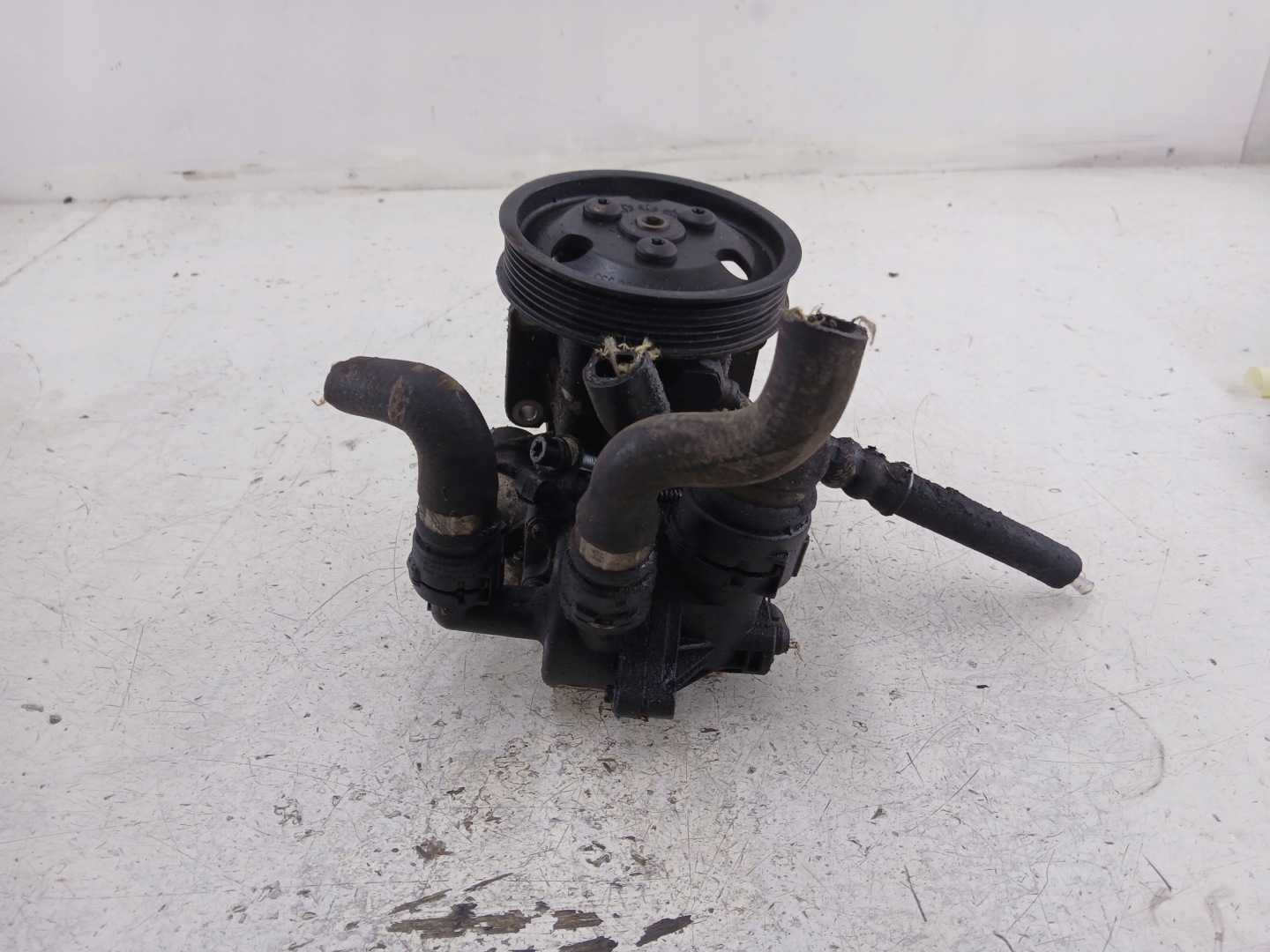 BMW E46 1.8 Pompa servosterzo 7512537