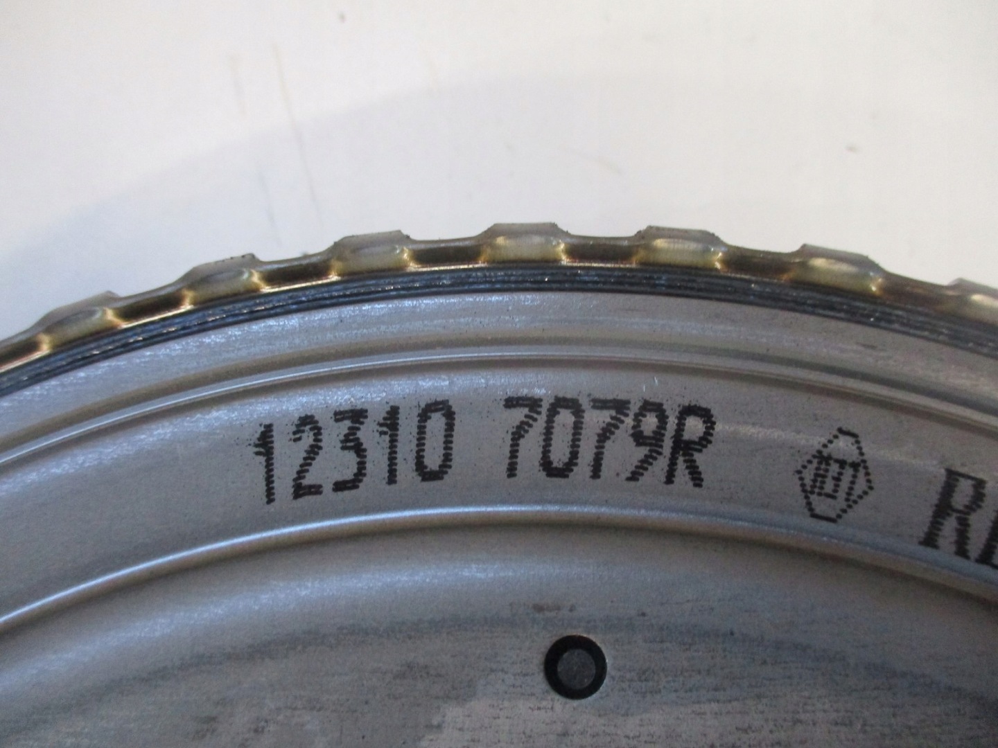 wheel flywheel RENAULT KADJAR 1,3TCE 123107079R