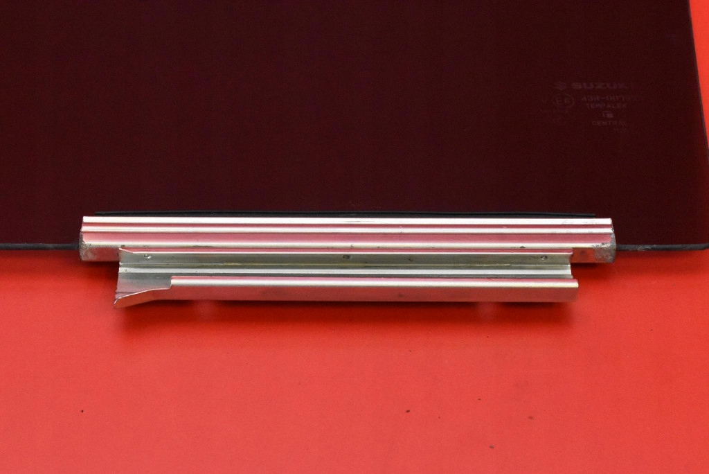 FENSTER Seitlich links heck hinten SUZUKI IGNIS 3 III 5D HB 16-21