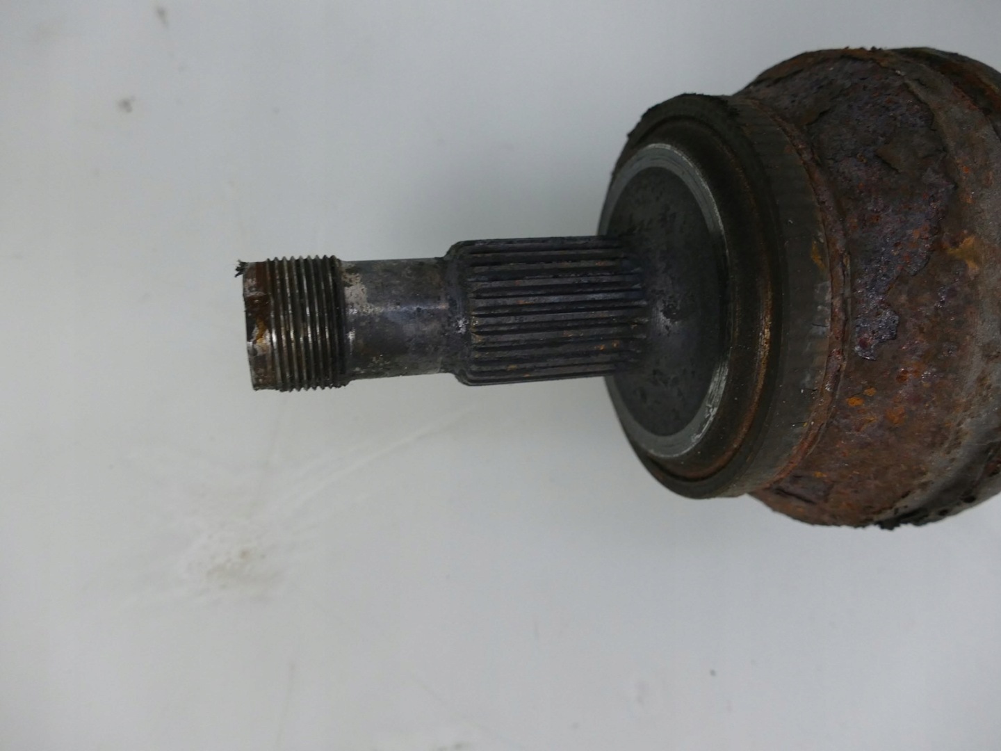 MERCEDES S W221 3.5 B semi-axis right rear part right rear