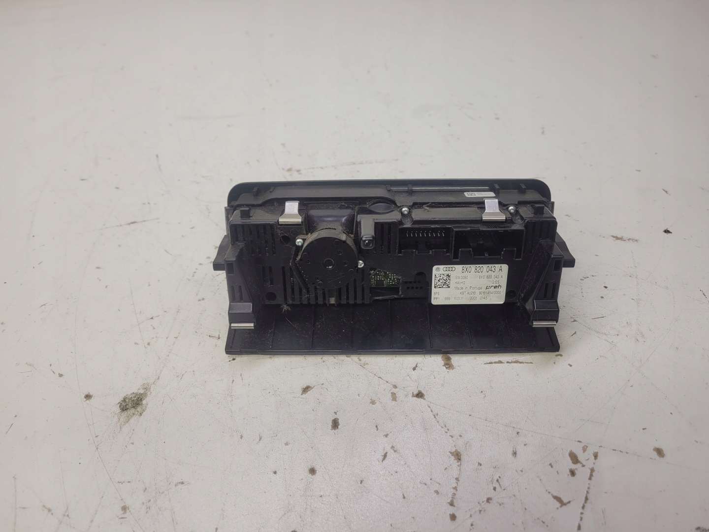 PANEL KLIMATRONIK AUDI A1 8X 8X0820043A