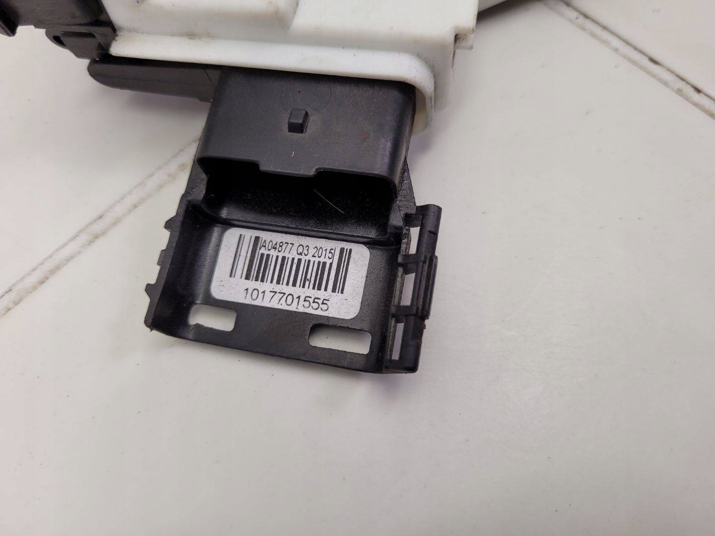 lock door rear part right side Citroen C4 Cactus 2016 1017701555