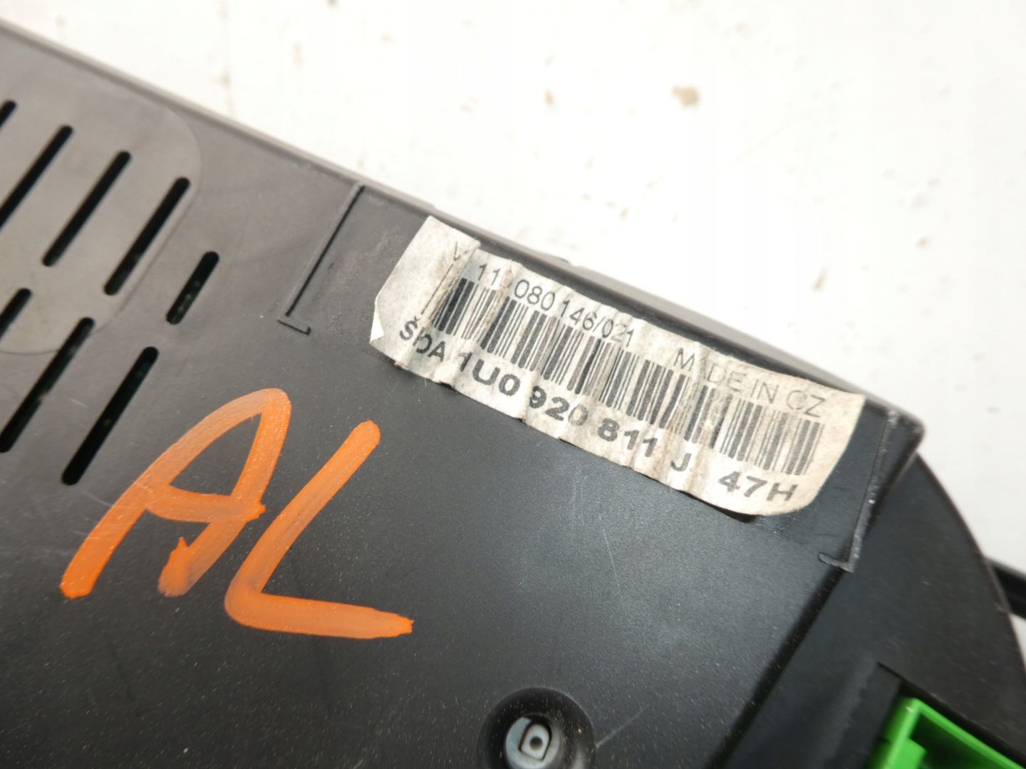 dials SKODA OCTAVIA and 1U0920811J