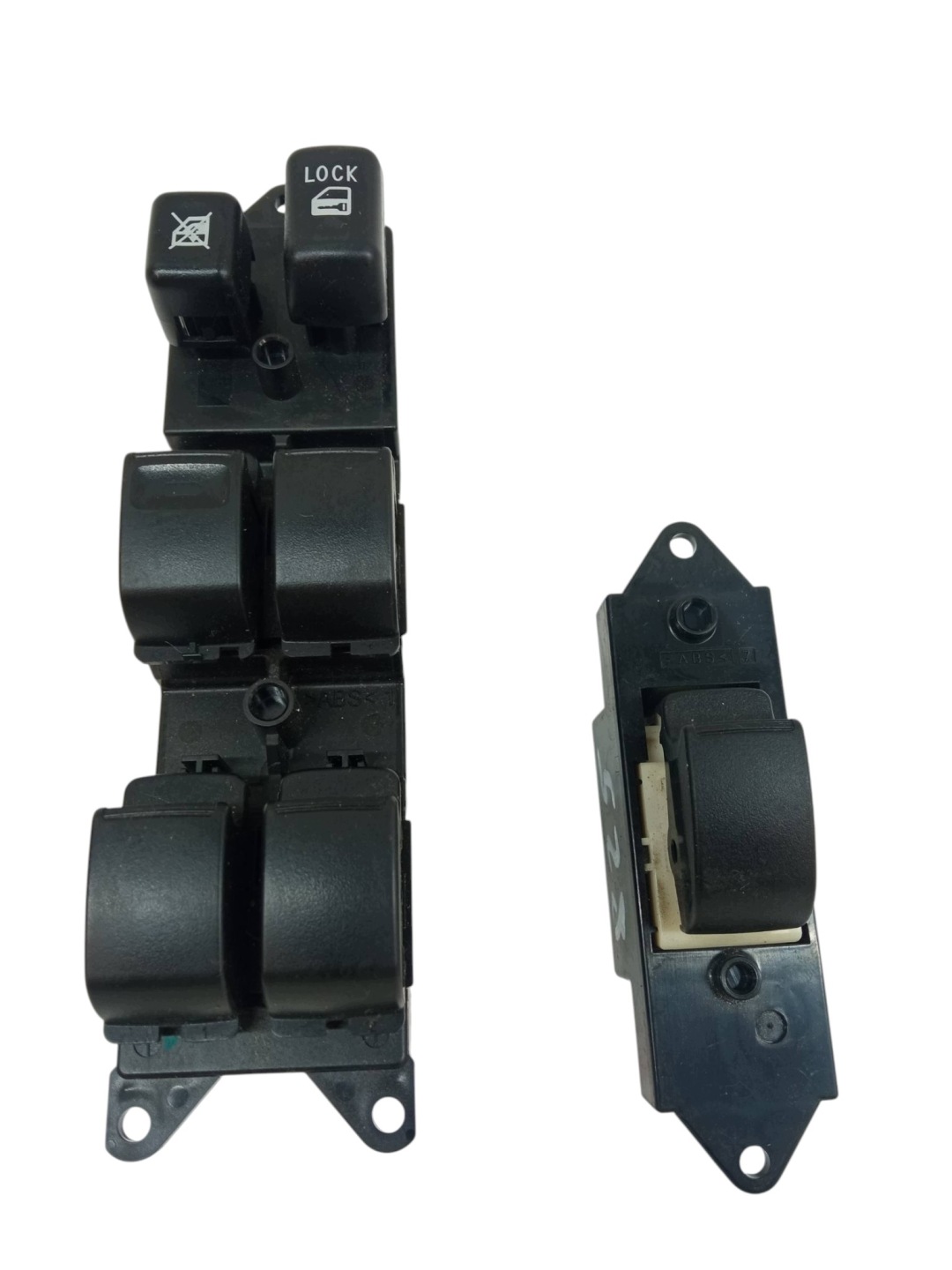 window control switch front left right KPL 8608A261 MR587944 Mitsubishi ASX and