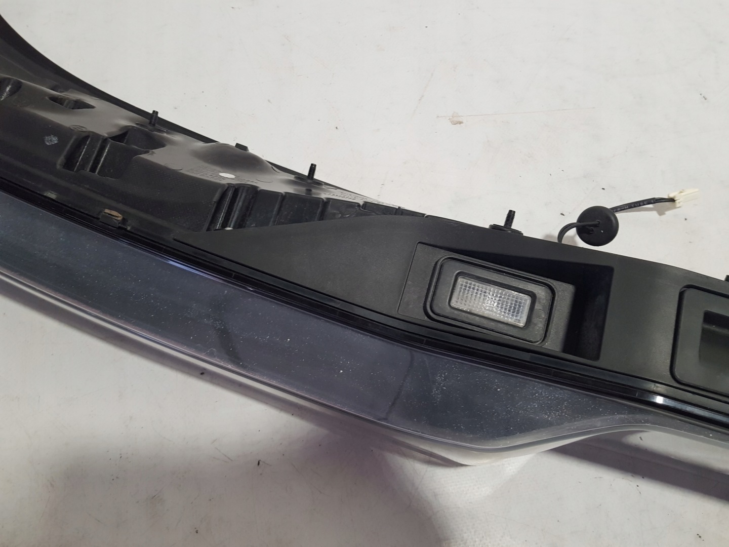 MG4 MG 4 light rear rear part central cap KAMERA LED EUROPA SPOILER