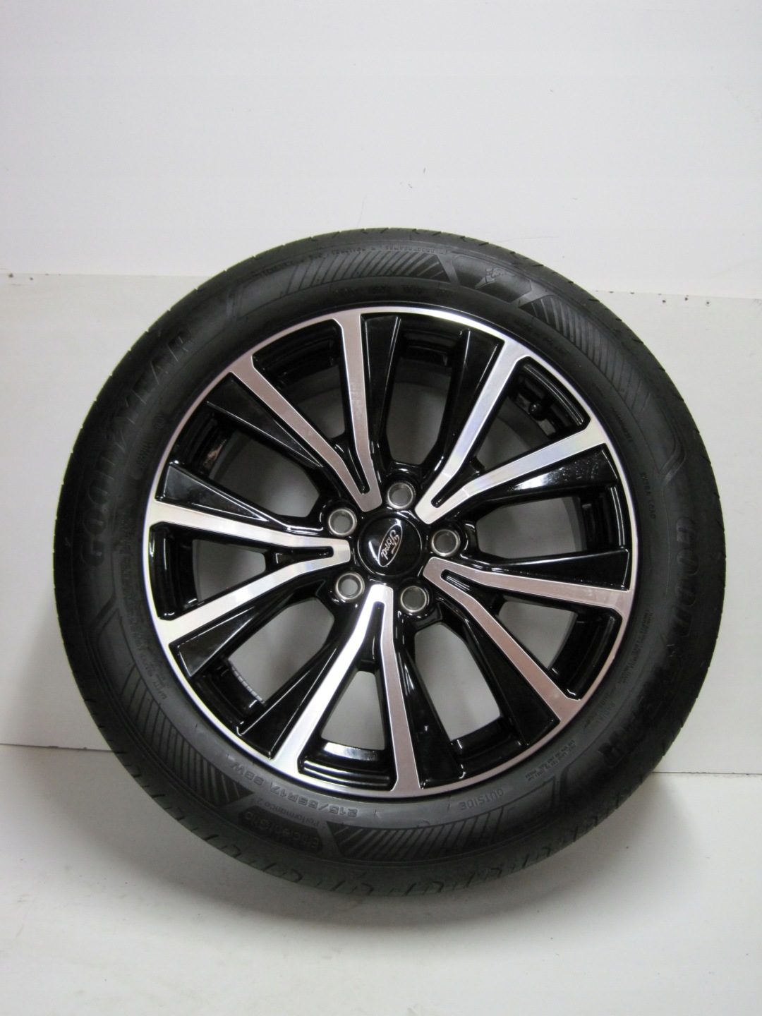 wheels discs tyres FORD PUMA R17 4MM