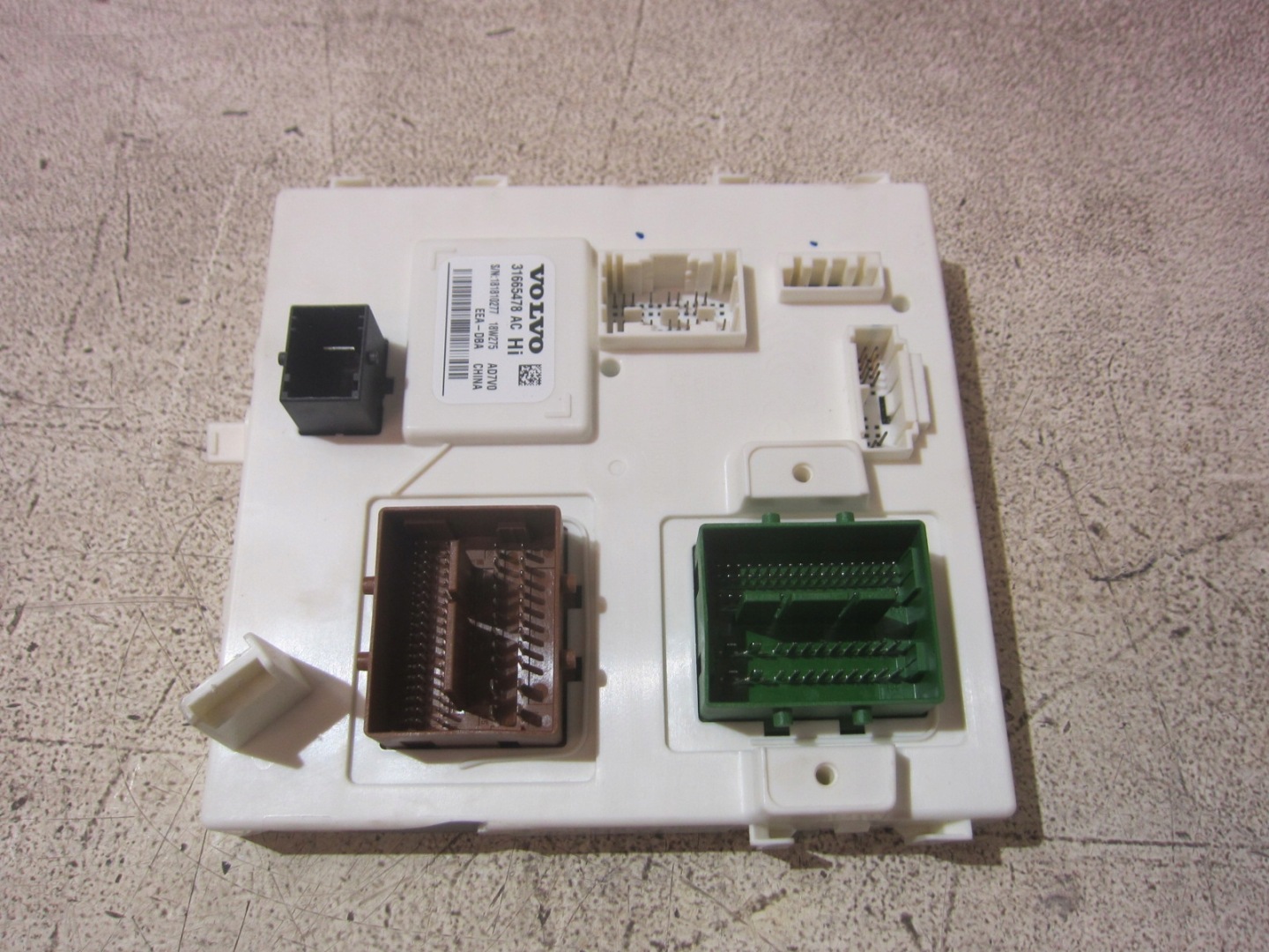 VOLVO XC60 II XC 60 XC90 module control unit KOMFORTU CEM 31665478 18R