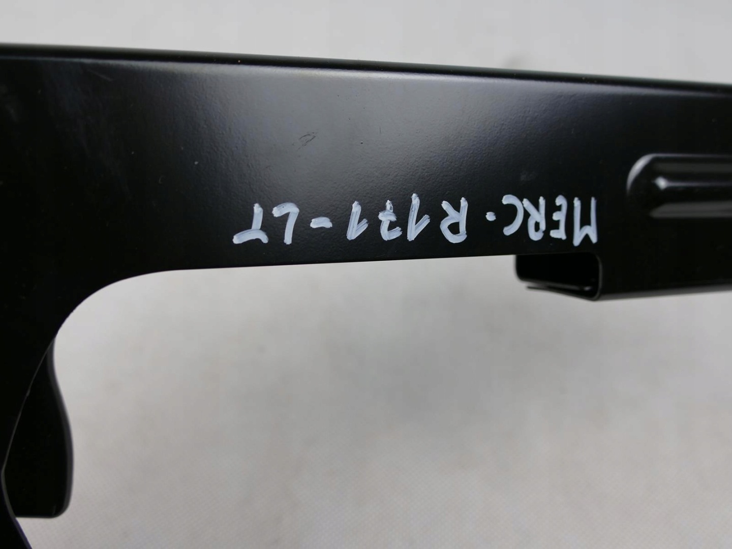 MERCEDES SLK R171 pillar support bracket WYKONCZENIA boot L.T.