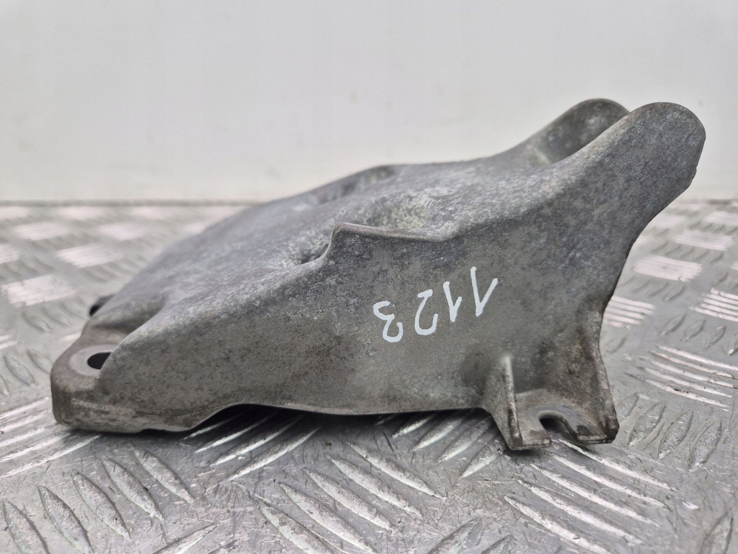 engine mount BMW X1 E84 28i 6788357 N20B20A