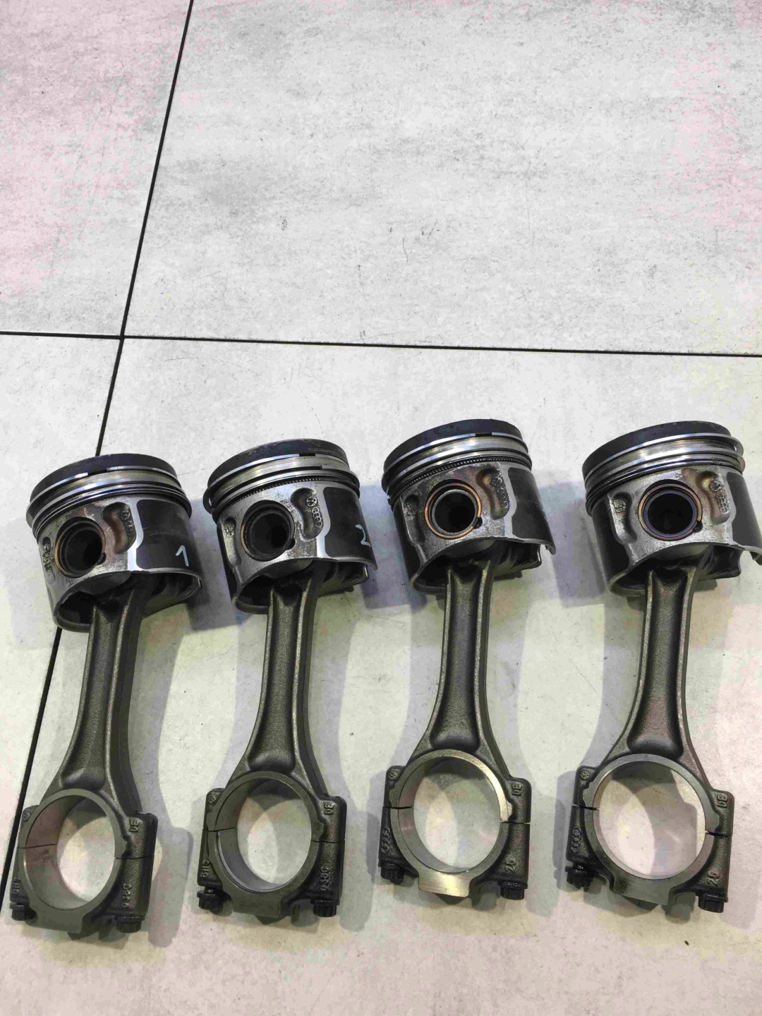 piston connecting rod SEAT TOLEDO III 1.9 TDI
