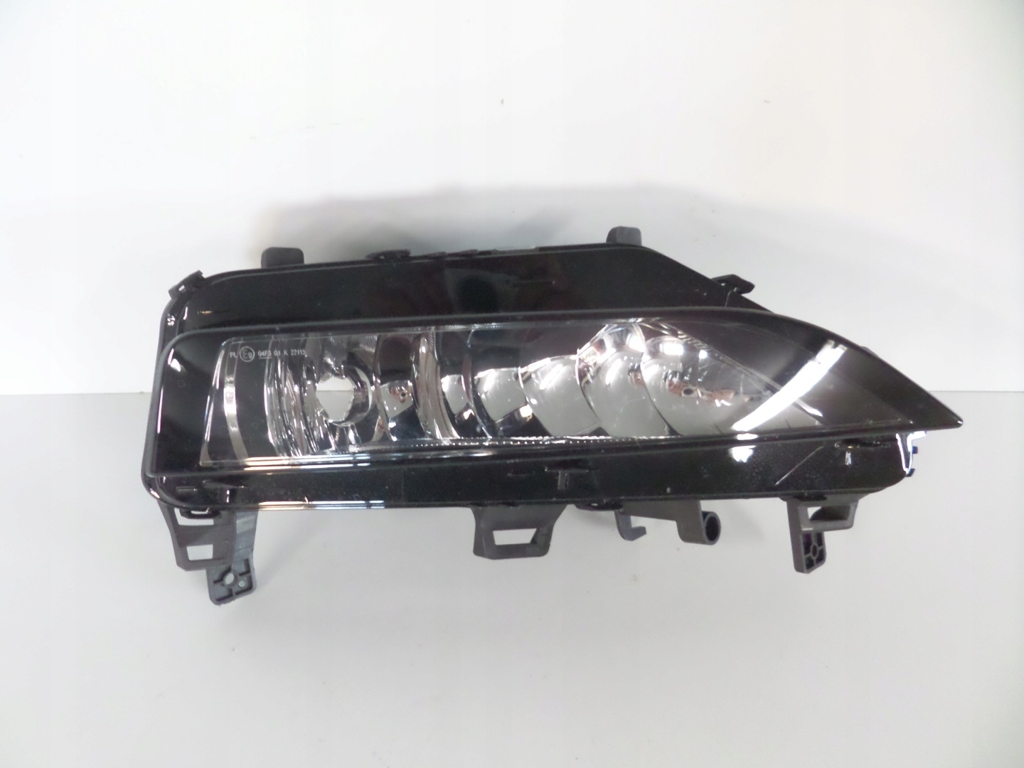 fog light light right SKODA RAPID LIFT 20