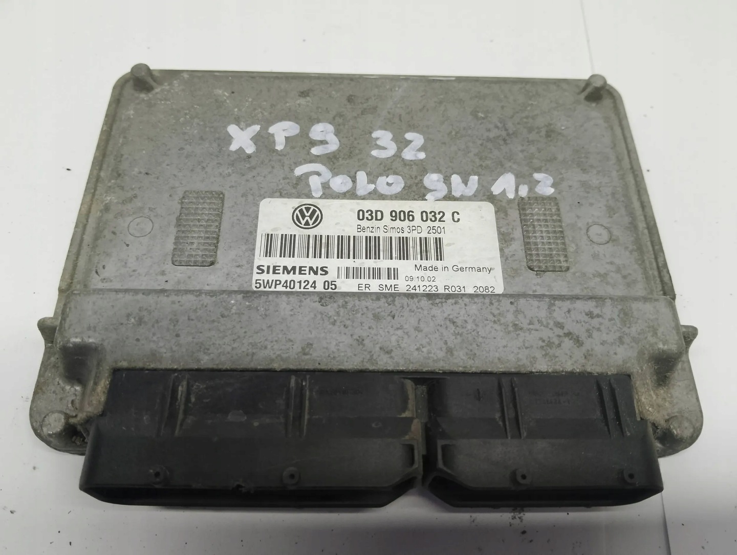 computer control unit of the engine Volkswagen Polo 9N 1,2