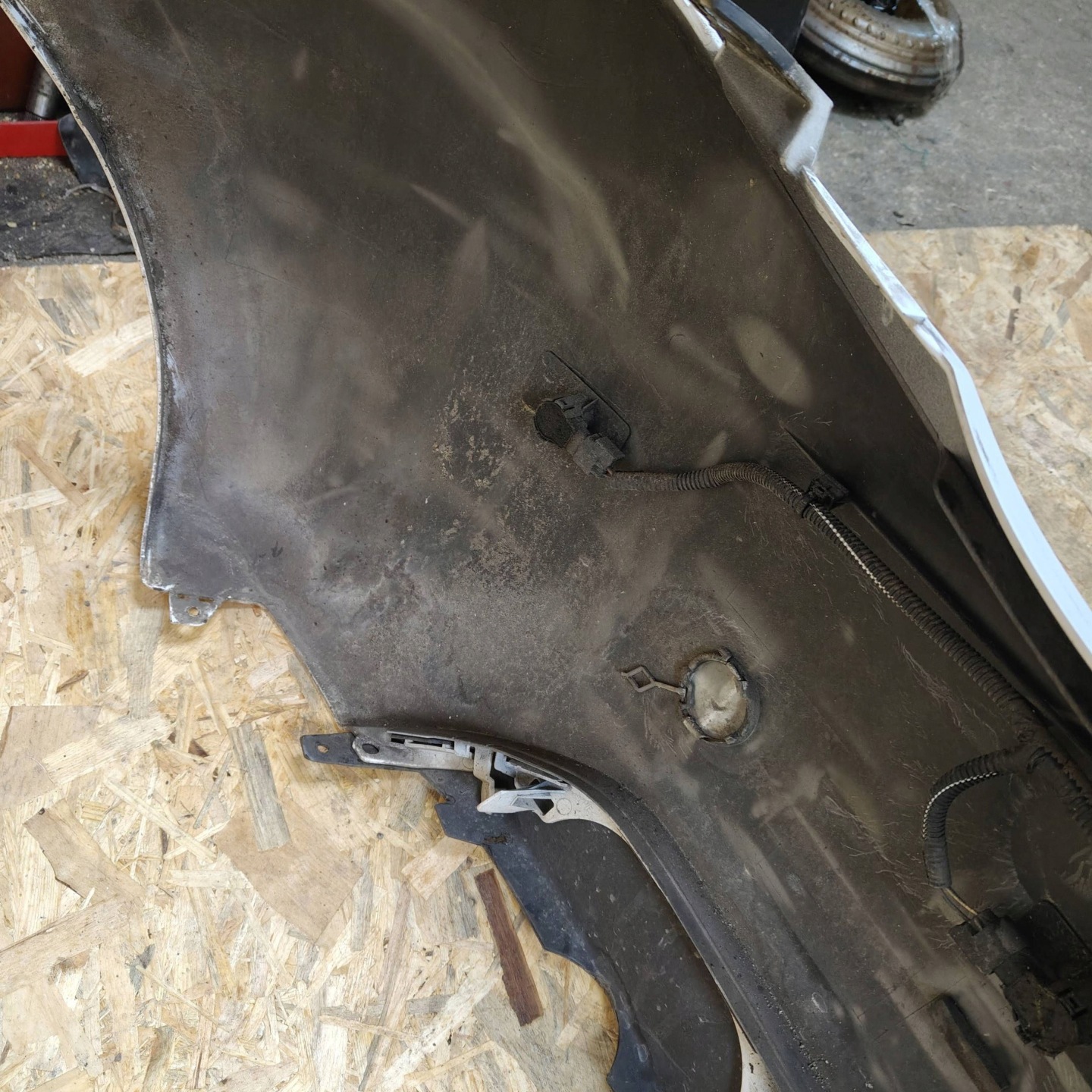 Paraurti posteriore posteriore Peugeot 208 e 4XPDC