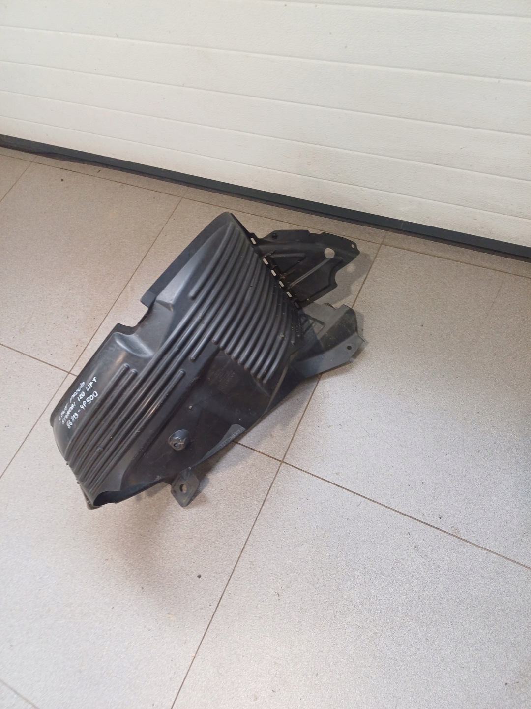 mudguard left front front HYUNDAI I20 LIFT 86813-4P500
