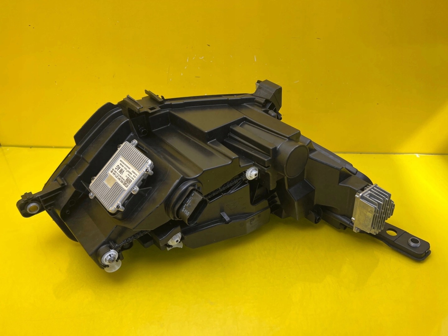 light left VW ID Buzz Full Led 1T3941005