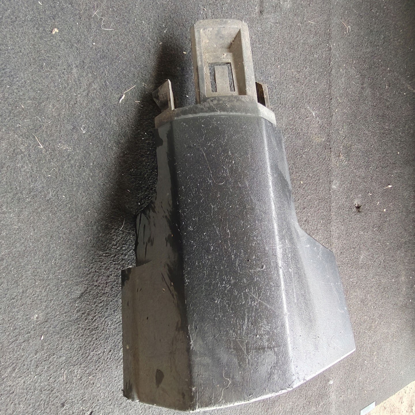 moulding threshold right PEUGEOT 2008 and SAMA pipe end