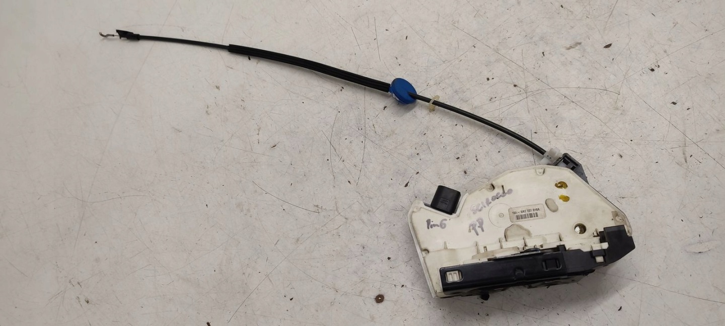 lock door front front right VW Scirocco 2,0 TFSI