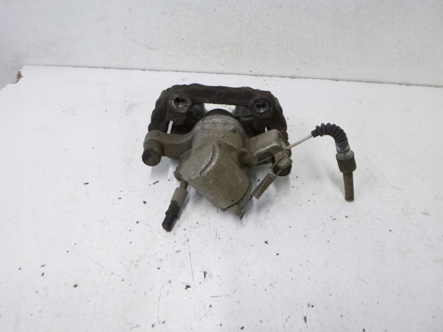 caliper brake rear part right Opel Vectra C 1.9CDTi 04r. KOMBI